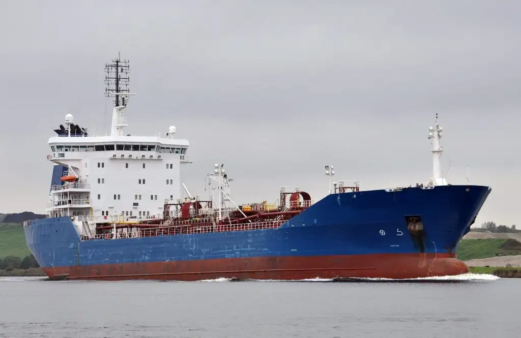 Oil/Chemical tanker for sale